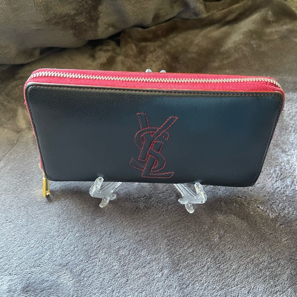 Yves Saint Laurent YSL long Zippy Wallet ❤️🖤